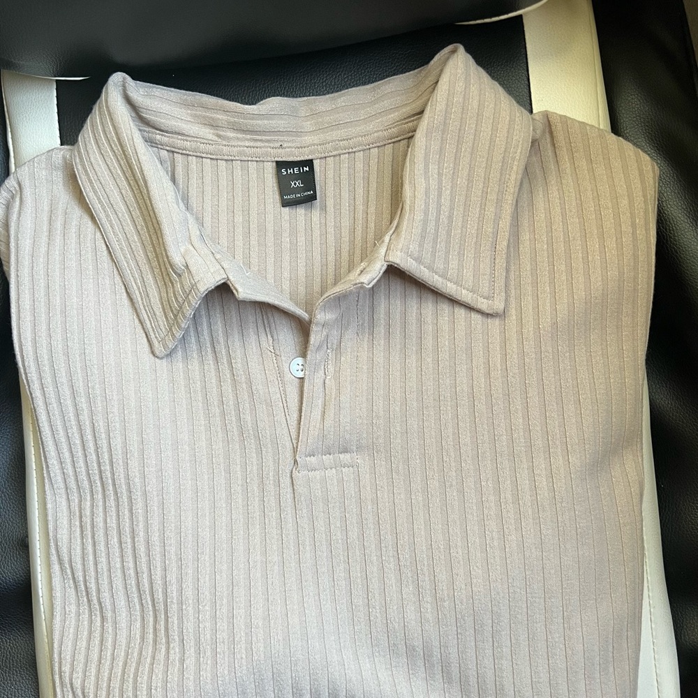 Shien Men Ribbed Knit Polo Shirt